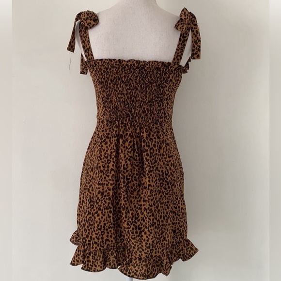SHEIN LARGE CHEETAH PRINT SUNDRESS - Picture 4 of 15